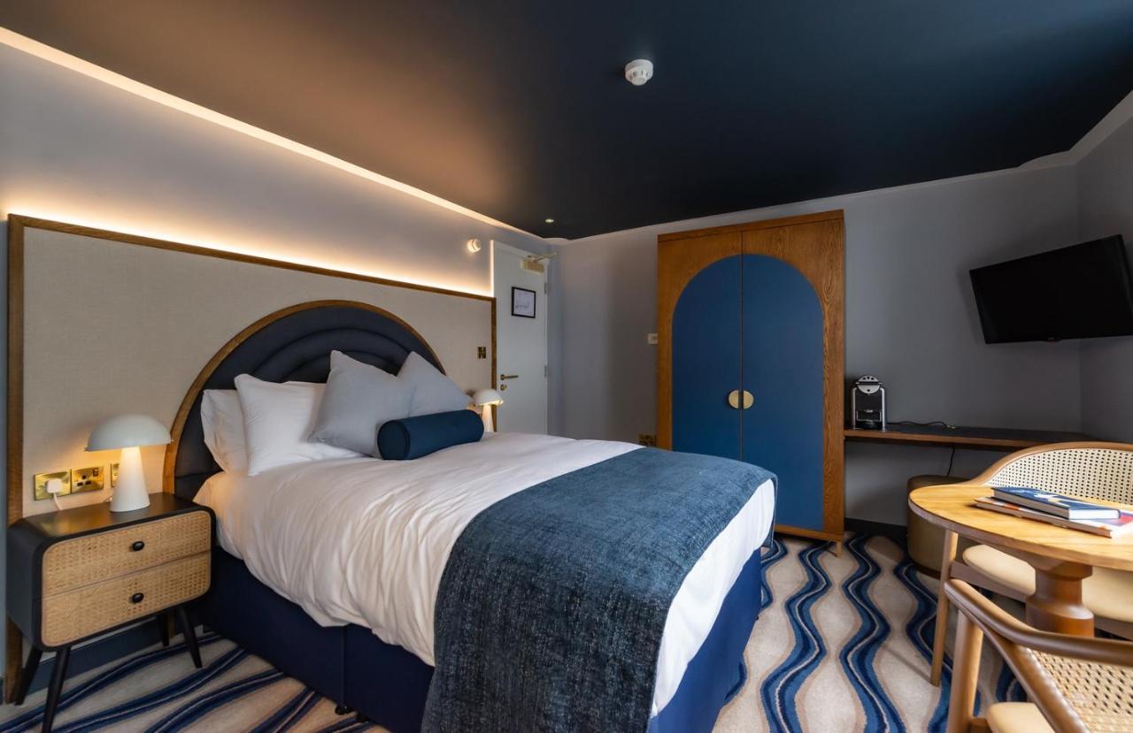 Loch Fyne Hotel&Restaurant Poole Canford Cliffs Exteriör bild