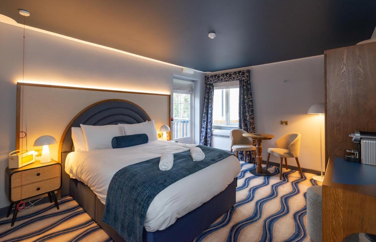 Loch Fyne Hotel&Restaurant Poole Canford Cliffs Exteriör bild
