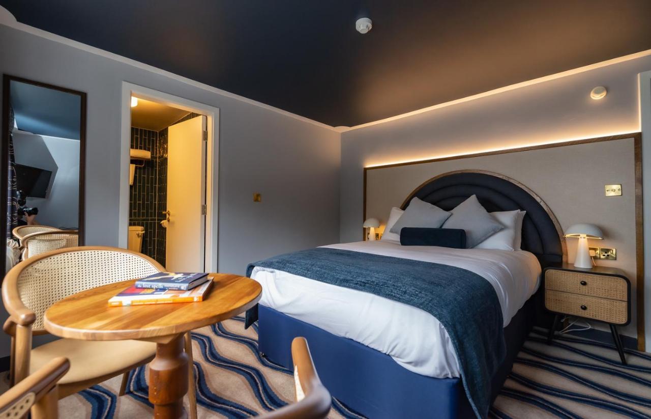 Loch Fyne Hotel&Restaurant Poole Canford Cliffs Exteriör bild
