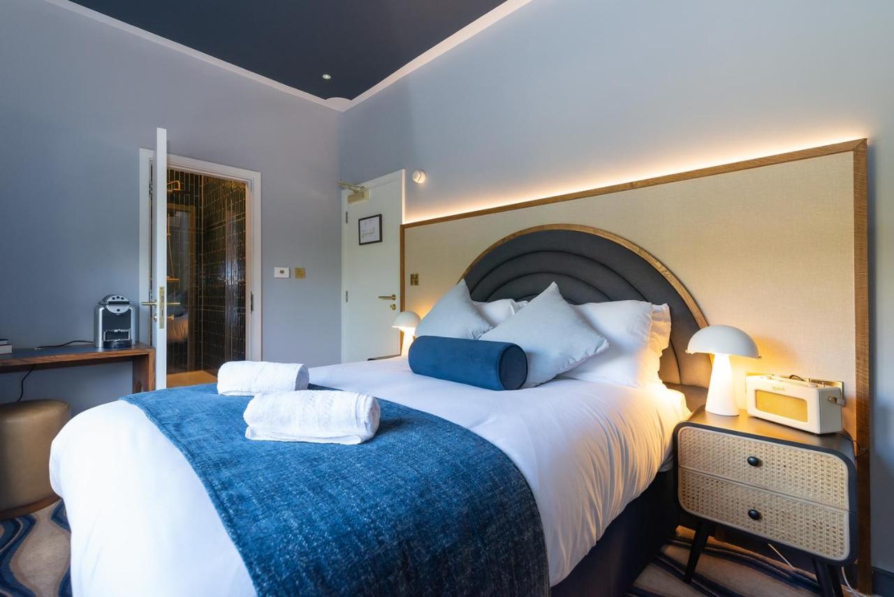 Loch Fyne Hotel&Restaurant Poole Canford Cliffs Exteriör bild